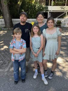 Lindsay Holloway and her family.