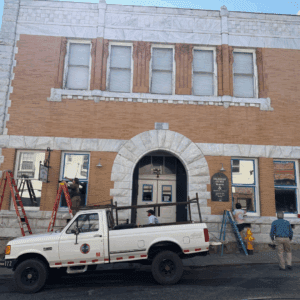 San Andreas Museum with work truck in front.